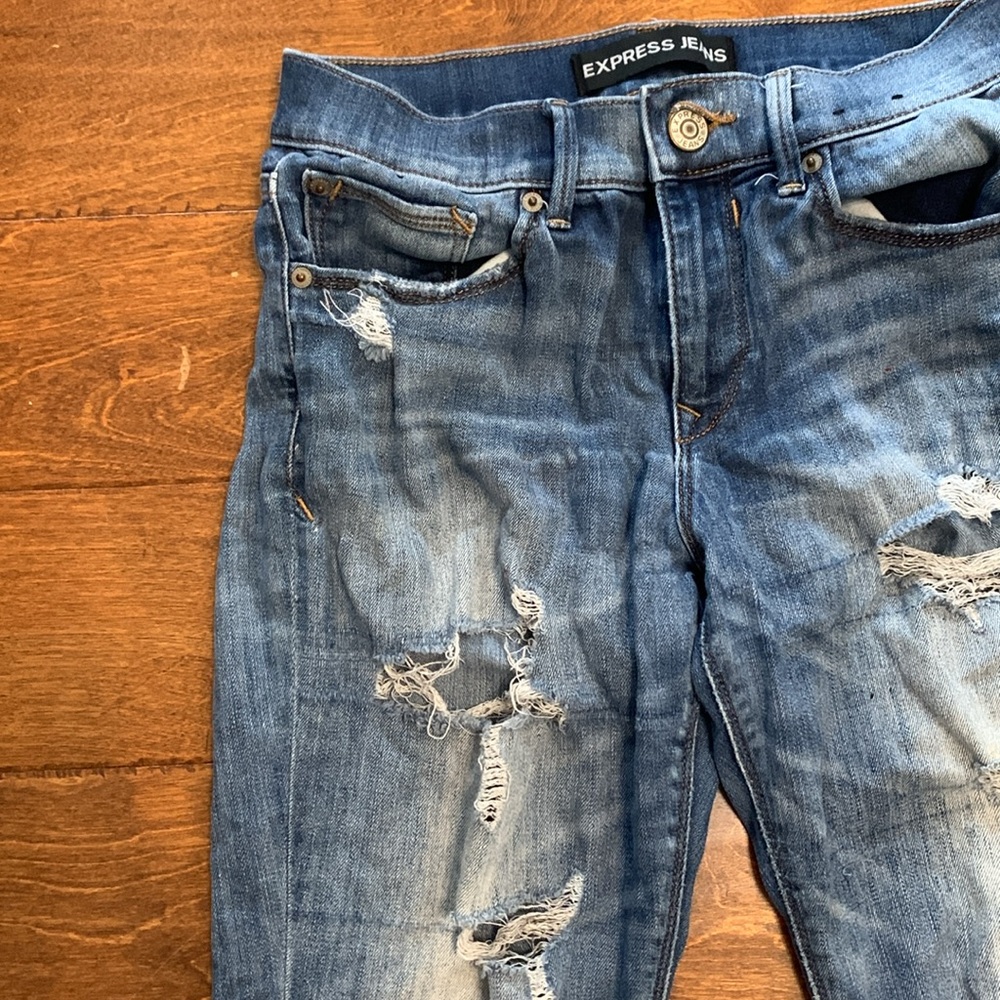Express Jeans - Picture 2 of 12